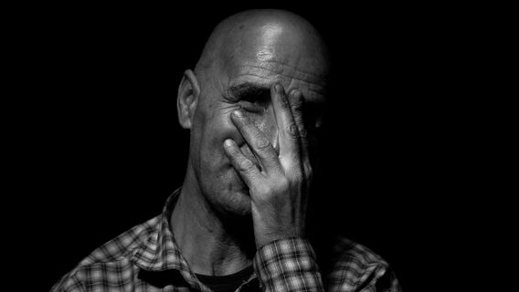 لطفا خمیازه نکشید - kép 1
