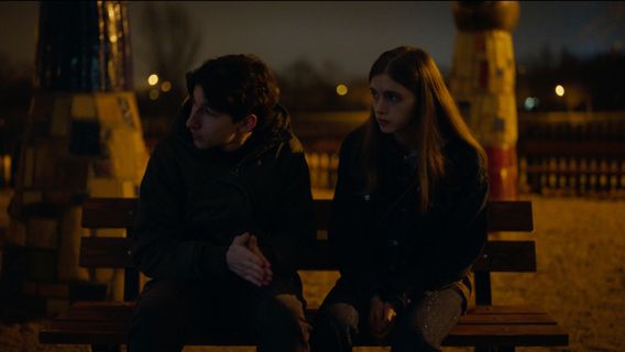 While We Were Sleeping - kép 3