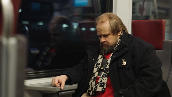 Alle 140-kiloinen kissamies - imagine 3