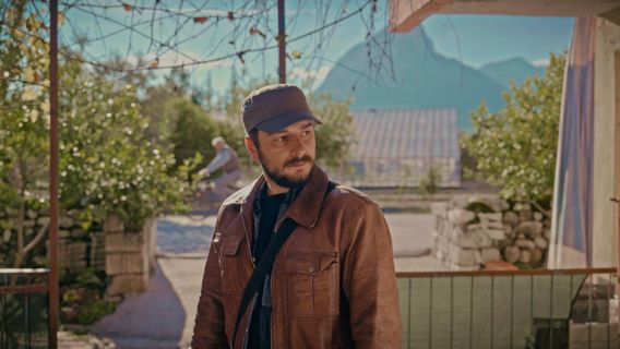 Domuzların Ardından - kép 2
