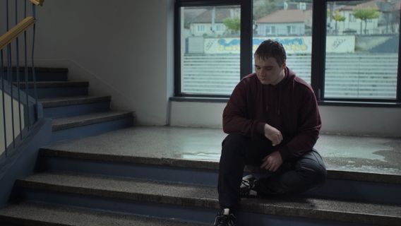 Florin Șerban: TE NEM IDEVALÓ VAGY