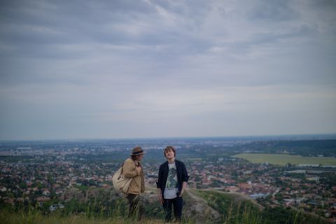 Till Attila: ÉS MI VAN TOMIVAL?